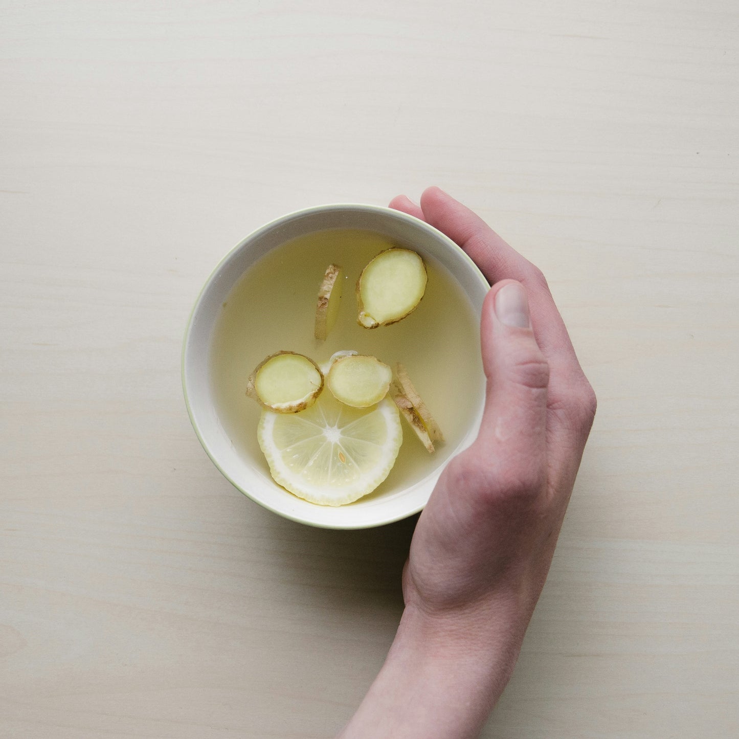 THE POWERFUL DUO: GUAVA LEAVES AND GINGER - A SYNERGY OF HEALTH BENEFITS